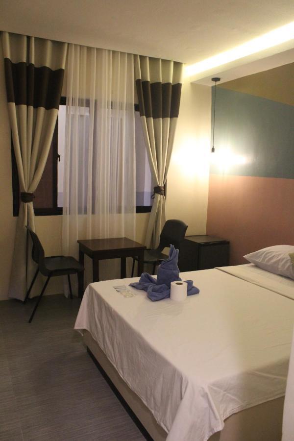 Ninie'S Place Puerto Princesa Dış mekan fotoğraf
