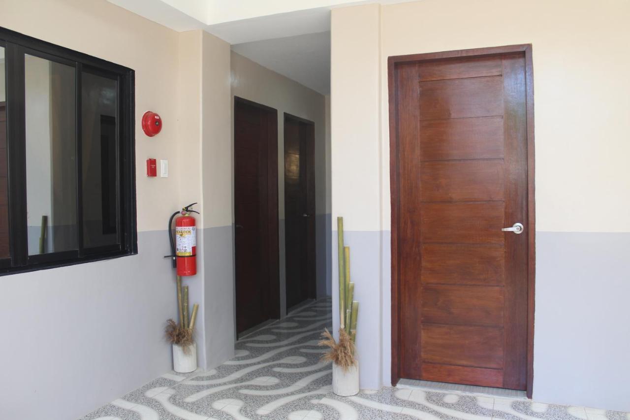 Ninie'S Place Puerto Princesa Dış mekan fotoğraf