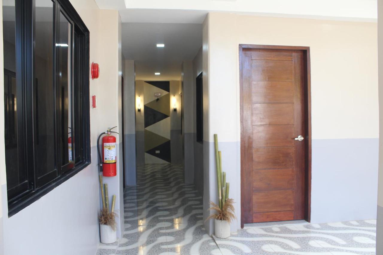 Ninie'S Place Puerto Princesa Dış mekan fotoğraf