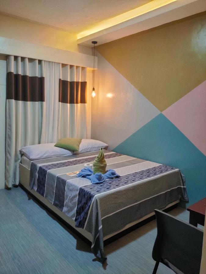 Ninie'S Place Puerto Princesa Dış mekan fotoğraf